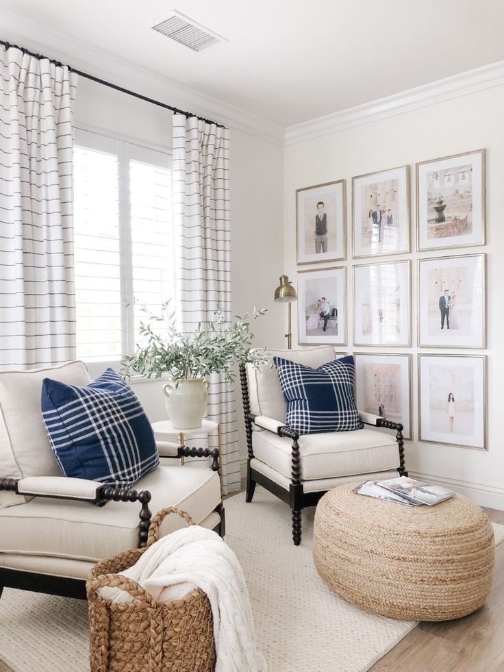 Terrific Photographs Lounge Chairs living room Style Outdoor chaise lounge chairs are usually must-haves following a busy time or perhaps 7 days so that you can ch... #Chairs #living #Lounge Formal Living Room Decor, Modern Farmhouse Living Room, Farm House Living Room, Living Room Chairs, Living Decor, Living Room Furniture, Lounge Chairs, Modern Living, Small Living