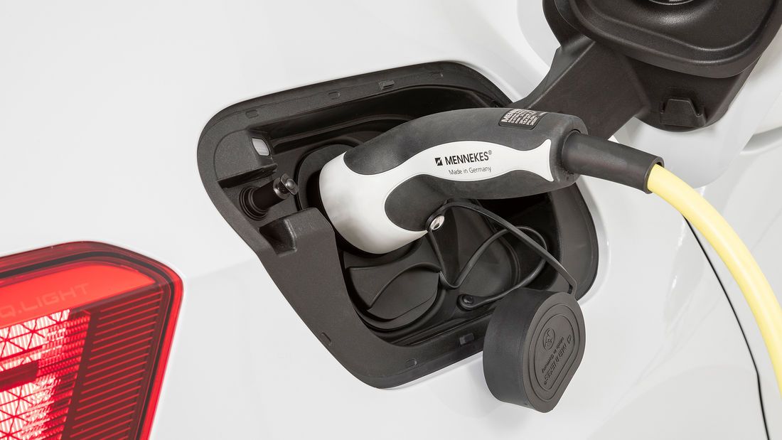 Vw Will Hauseigenen Klimaaktivisten Wandel Zu E Mobilitat Beschleunigen E Mobilitat Elektroauto Autos