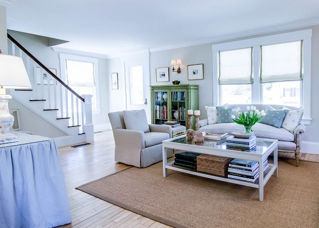 main door enters into main living room arrangement New Living Room, Home And Living, Living Spaces, Living Area, Room Interior Design, Interior Exterior, Cool Rooms, Great Rooms, New England Interior