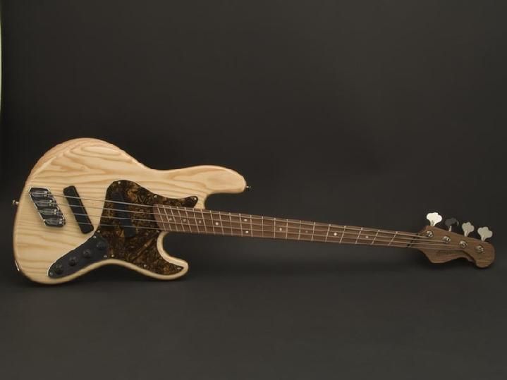 J i bass J i bass sony srs xb501g