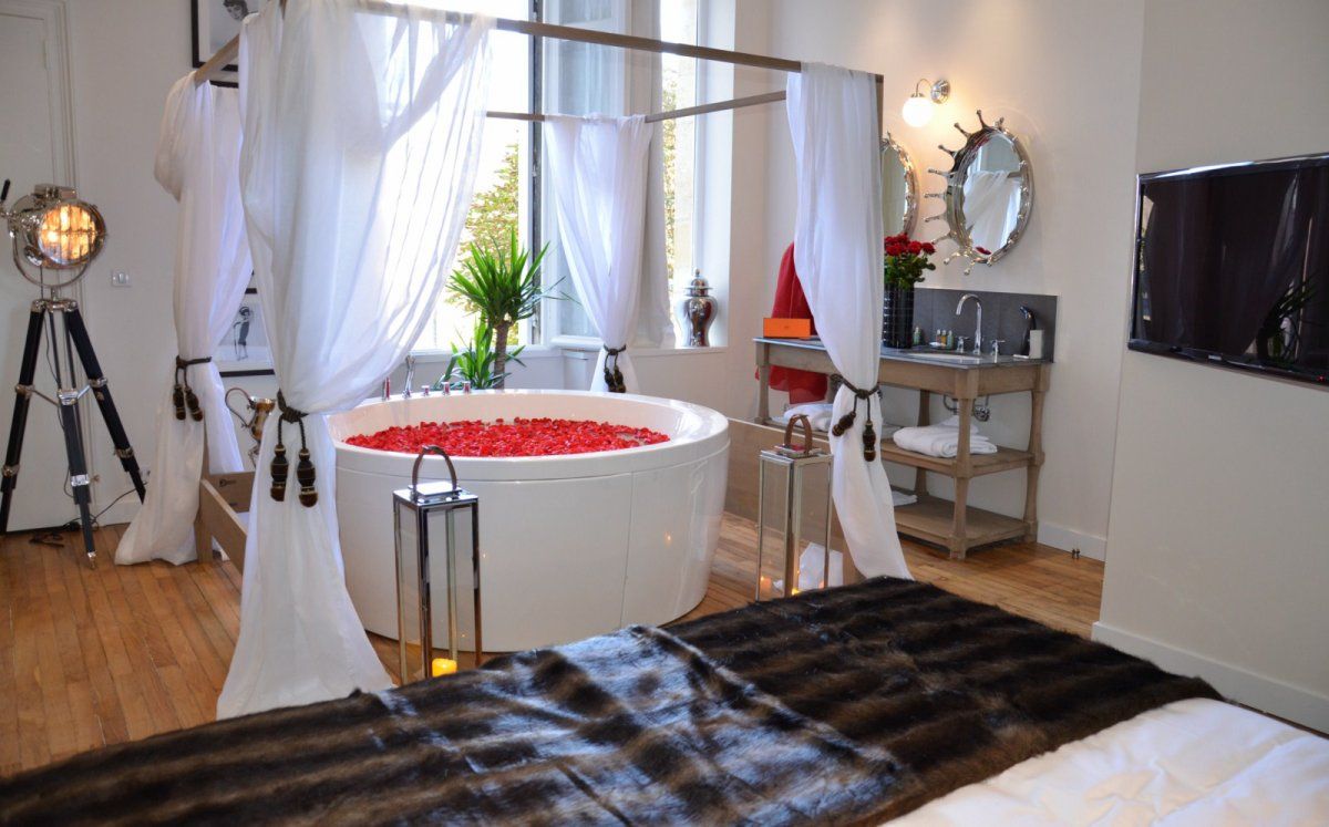 Le Boutique Hotel Bordeaux France Indoor Jacuzzi Luxury Rooms Boutique Hotel