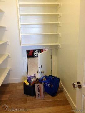what a good idea secret door from garage to pantry #buildingahouse
