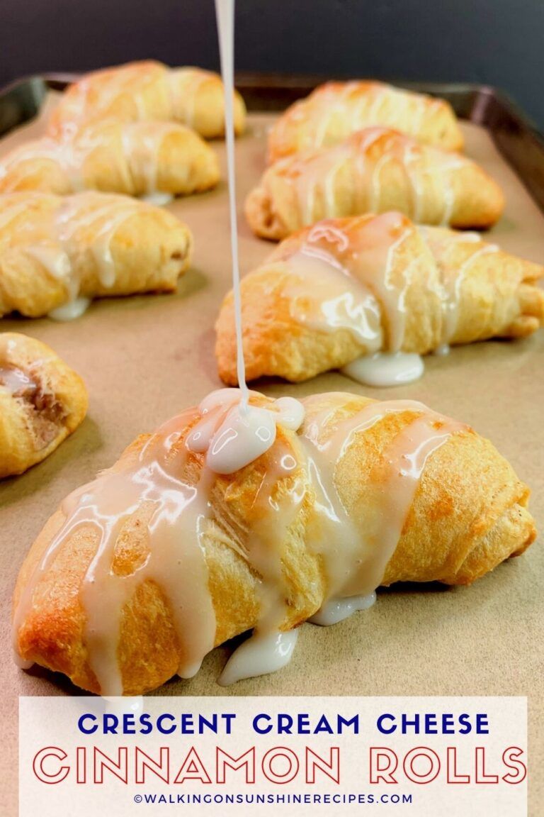 Crescent Cream Cheese Cinnamon Rolls - flaky refrigerator cinnamon rolls stuffed with a cream cheese cinnamon filling then topped with a sugary glaze. Cream Cheese Stuffed Crescents, Cream Cheese Filled Crescent Rolls, Cheese Crescent Roll Recipes, Pillsbury Crescent Roll Recipes, Crescent Roll Dessert, Crescent Roll Breakfast Recipes, Cinnamon Crescent Rolls, Cream Cheese Roll Up, Cinnamon Rolls Homemade