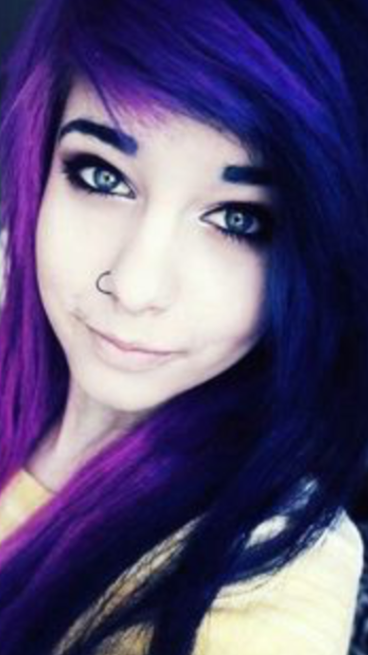 44 Amazing Emo Hairstyles That Will Blow Your Mind picture 44 Amazing Emo Hairstyles That Will Blow Your Mind photo