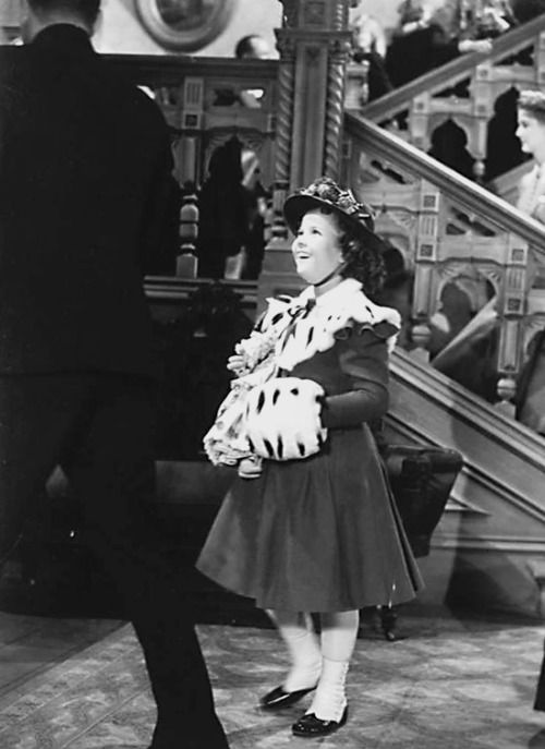 Shirley Temple On The Set Of The Little Princess 1939 Shirley