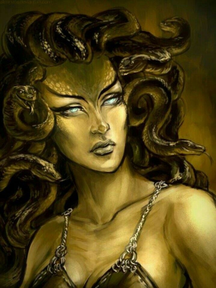 Medusa Queen of Gorgons – GoldenGrottoAR