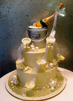 Champagne A Toast Bottle Cake Champagne Cake New Year S Cake