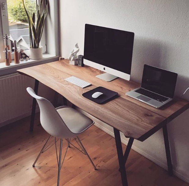 Inspiración en decoración de interiores de oficinas #60 - Madera y minimalismo Minimalist Office, Minimalist Home Interior, Minimalist Bedroom, Minimalist Decor, Minimalist Kitchen, Minimalist Living, Minimalist Style, Minimalist Design, Home Office Space