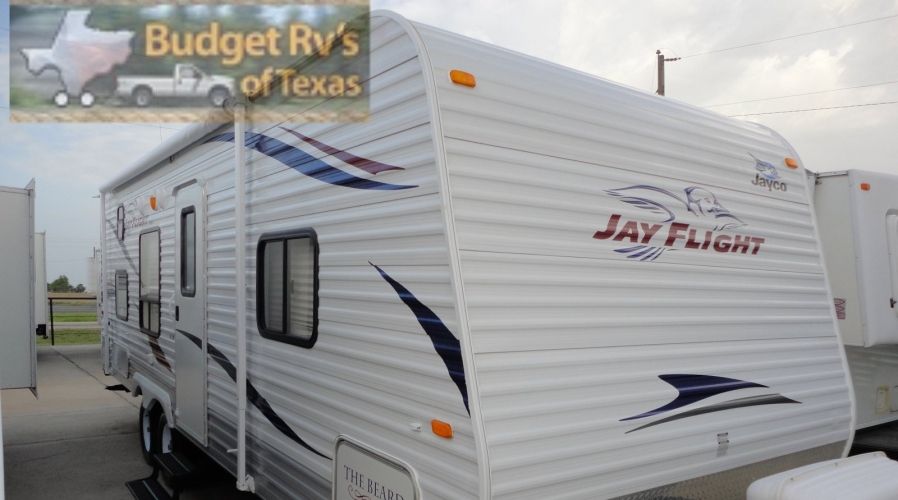 This Half Ton Towable bumper pull travel trailer is Ideal