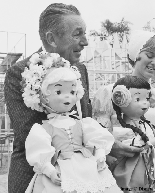 0以上 Its A Small World Dolls Moving 最高の画像新しい壁紙chd 0以上 Its A Small World Dolls Moving 最高の画像新しい壁紙chd