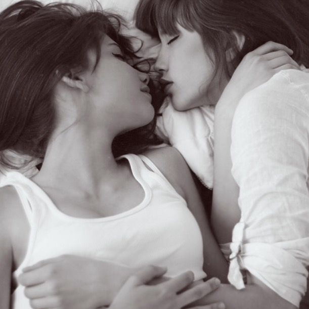 Interracial lesbian dating sites