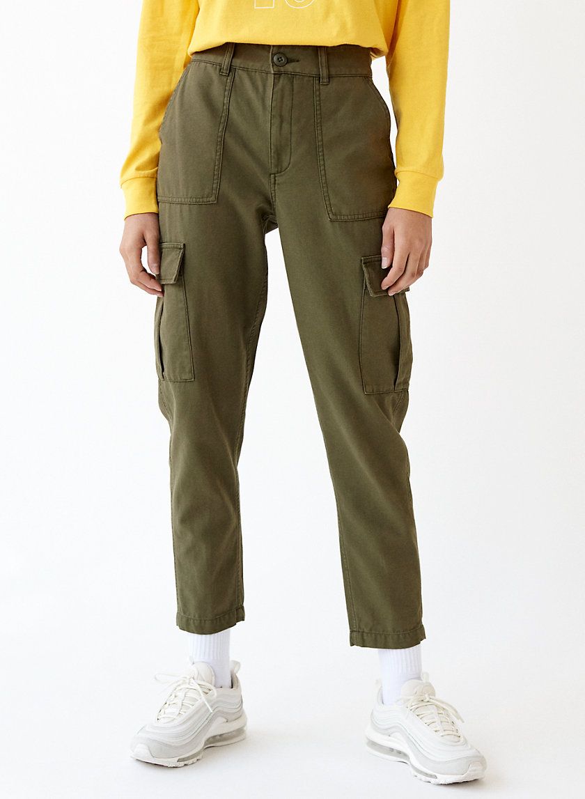 aritzia cargo shorts