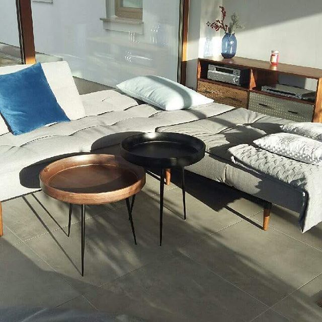 Zdjecie od naszych klientów. Ogród zimowy. Pieknd poranne słońce. Jesli chcecie podzielić się z nsmi waszymi inspiracjami tagujce -> #mieszkajpiekniej #homelove #homelovers #interior4you1 #interiordesign #designproject #atoato Contemporary Rug, Studio, Rugs, Table, Furniture, Instagram, Home Decor, Design, Farmhouse Rugs