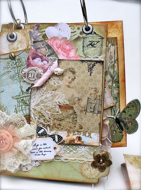love vintage looking mini albums mini albums pinterest vintage looking photo albums