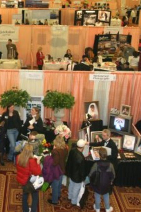 A Wedding Vendors Ideas And Guide To Booths At A Bridal Show Wedding Expo Or Brides Fair