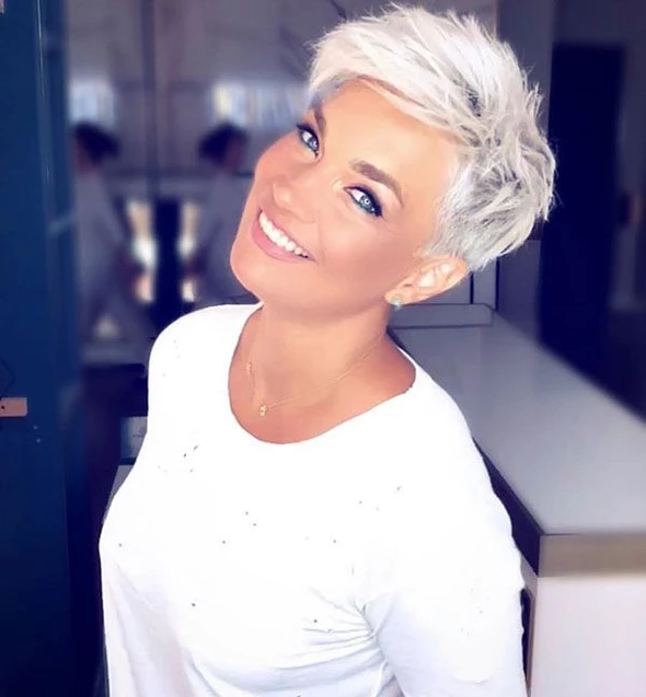 2020 New Human Hair wigs Lace Front Wigs Short by 2020 New Human Hair wigs Lace Front Wigs Short by