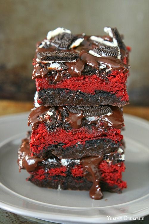 Red Velvet Oreo Brownies Yummy Crumble Recipe Red Velvet Oreo Brownies Yummy Crumble Recipe