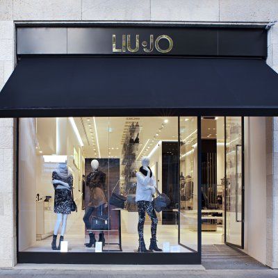 Deducir flauta Condición previa LIU JO abre su primera tienda en Madrid | TELVA | Liu jo, Liu, Boutique Deducir flauta Condición previa LIU JO abre su primera tienda en Madrid | TELVA | Liu jo, Liu, Boutique