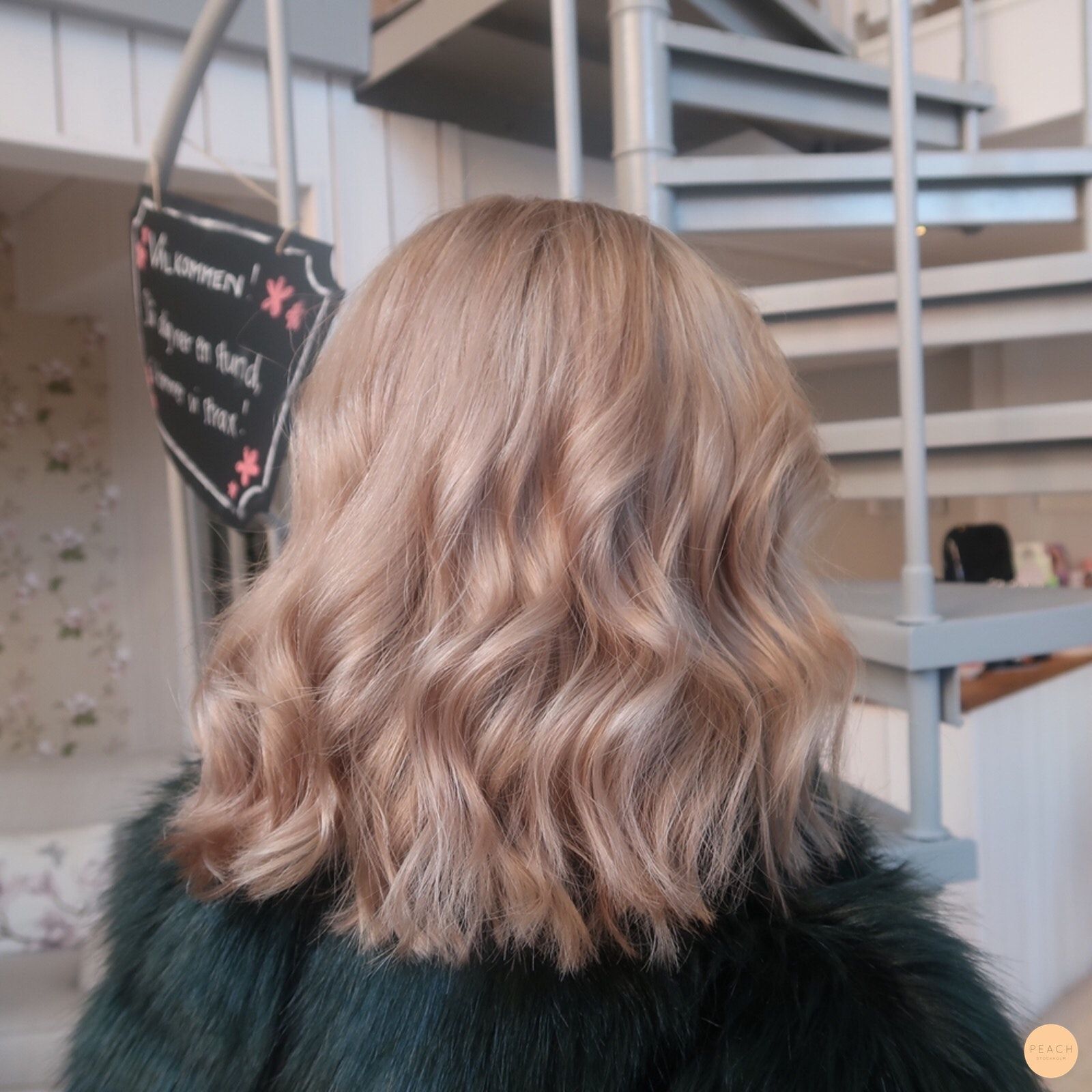 Naturlig blond Naturlig blond