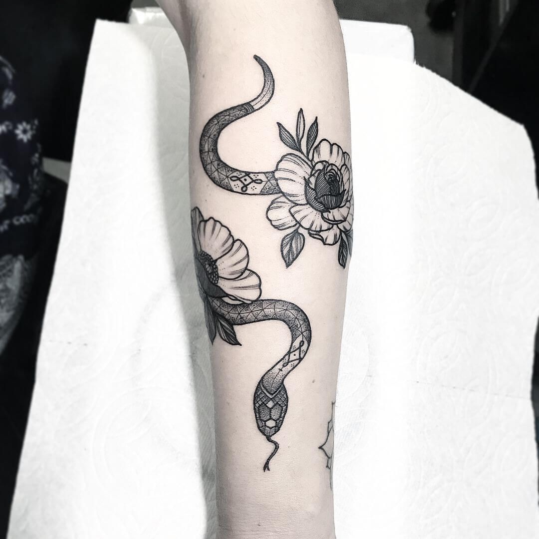 Powerful Snake Tattoo Ideas For Women  Tikli