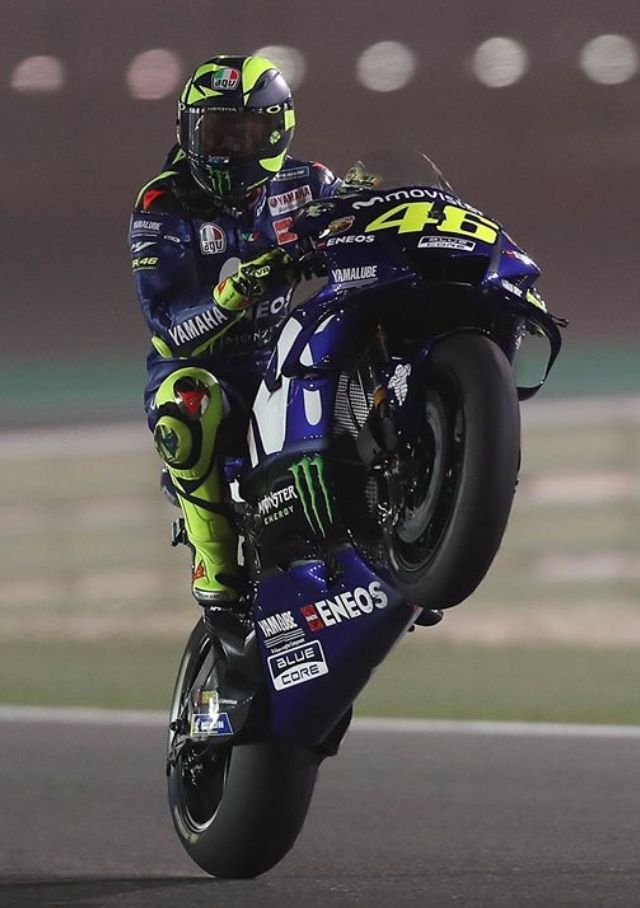 Valentino 2018 # | Valentino rossi yamaha, valentino rossi, Vr46 valentino rossi