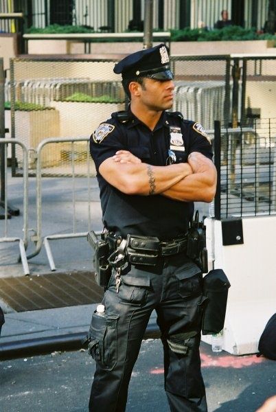 Sext girl pics Hot police men