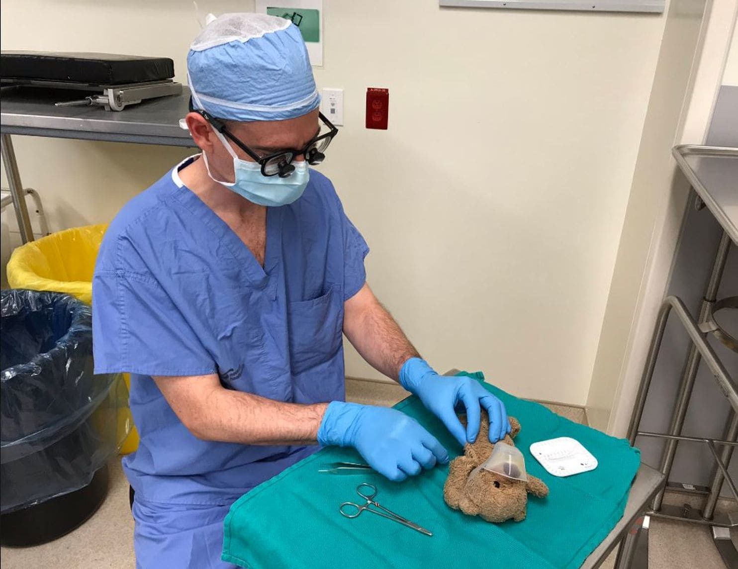 Neurosurgeon Stitches Up Stuffed Bear At Young Patient S Request
