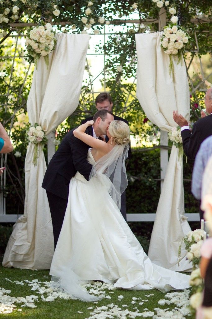Like Fabric Arch Off The Porch Ceiling For Wedding This Is A Simple Like Fabric Arch Off The Porch Ceiling For Wedding This Is A Simple