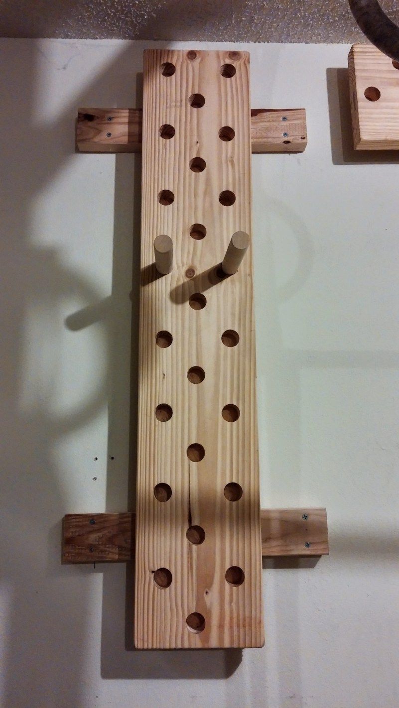 Looking for instructions on how to create a Pegboard for climbing, CrossFit, and more? Look no further! Home Gym Setup, Home Gym Garage, Diy Home Gym, Gym At Home, Basement Gym, Best Home Gym, Dream Garage, Diy Gym Equipment, Fitness Equipment