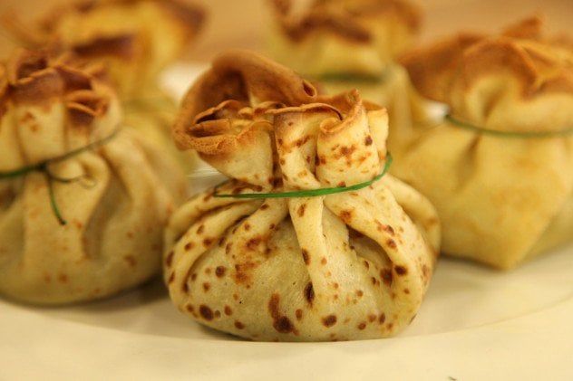Daha Önce Yemediğiniz Kahvaltılık Tarifi - Tarif Paylaşımları Iftar, Zucchini, Antalya, Garlic, Vegetables, Cooking, Food, Hat Patterns, Brownie