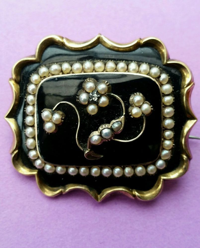 MEMENTO MORI MOURNING Brooch Gold Pearl Victorian Mourning Brooch