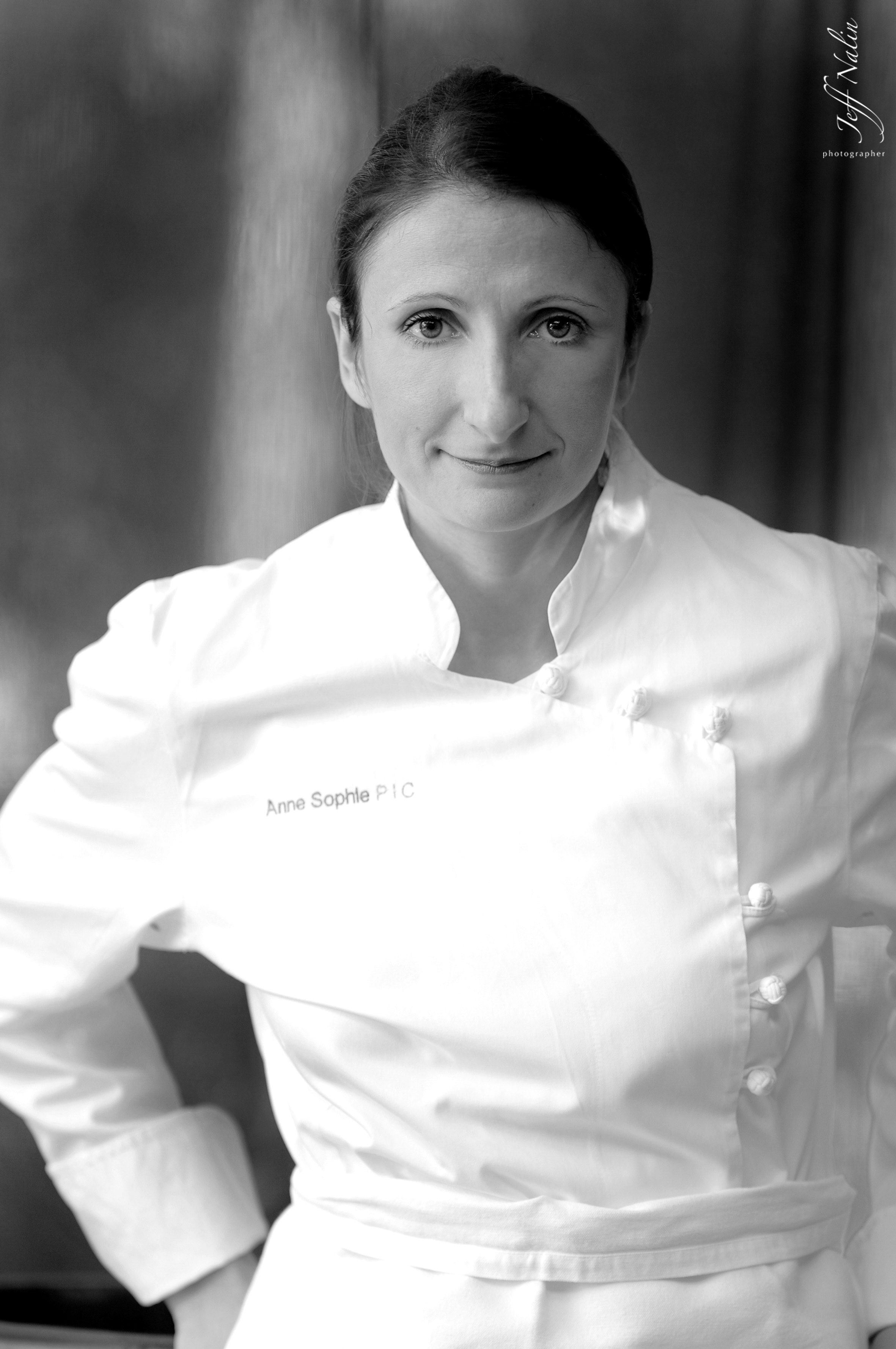 Epingle Par Tamara Ullers Sur H E R O E S P O R T R A I T S Chef Cuisinier Anne Sophie Pic Cuisinier Epingle Par Tamara Ullers Sur H E R O E S P O R T R A I T S Chef Cuisinier Anne Sophie Pic Cuisinier