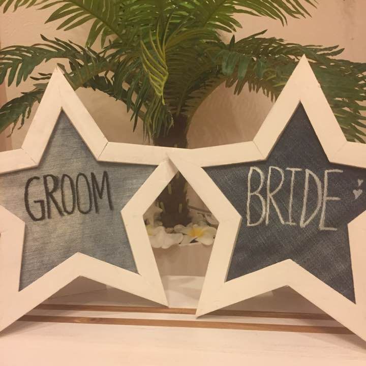 スターのフォトフレームにデニム生地をはめ込み 結婚式のウェルカムスペースで使用しました Groom Brideの2つセットです デニムウェディングがテーマの実際の結婚式に使用しました ハンドメイドになります 販売目的ではなく自分のために ウェルカムボード スターのフォトフレームにデニム生地をはめ込み 結婚式のウェルカムスペースで使用しました Groom Brideの2つセットです デニムウェディングがテーマの実際の結婚式に使用しました ハンドメイドになります 販売目的ではなく自分のために ウェルカムボード