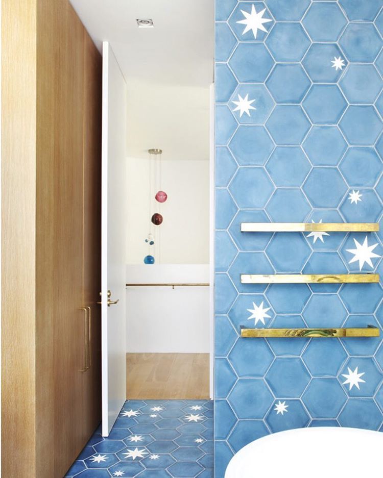 Bathroom Renos, Kids' Bathroom, Small Bathroom, Bathroom Design, Bathroom Color, Bathroom Ideas, Interior Design Firms, Interior And Exterior, Bold Tile
