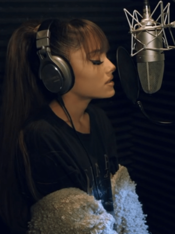 Ariana grande aus einem mädchen
