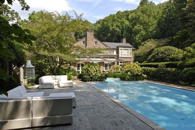it s tim mcgraw and faith hill s house country pool tim mcgraw faith hill