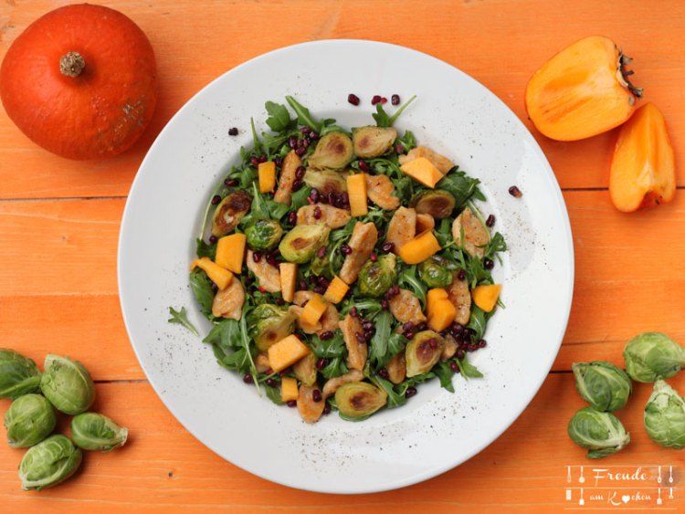 Kürbis Gnocchi mit gebratenen Kohlsprossen auf Rucola vegan - Freude am Kochen