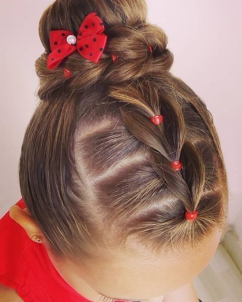 Pull Through Braid In The Middle Into 2 Pigtails Hotd Hairforlittlegirls Toddlerhairideas Toddlerhair Elast Gaya Rambut Balita Gaya Rambut Gadis Gaya Rambut