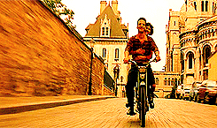 Amelie Scooter Scene Animated Gif French Cinema Amelie Cinematography Amelie Scooter Scene Animated Gif French Cinema Amelie Cinematography