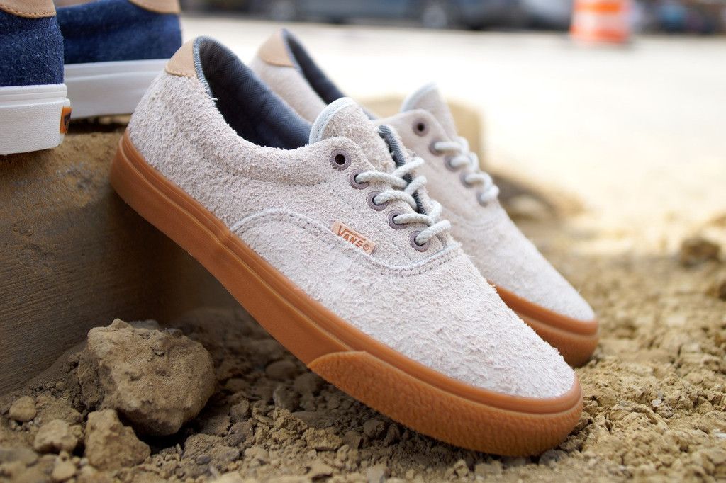 vans era hairy suede