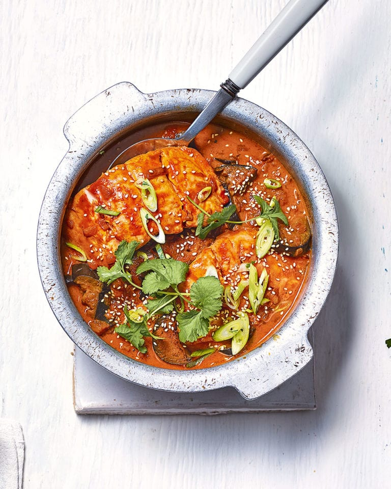 Healthy Spicy Curry Recipe : Vegan Spicy Curry Recipe - SheShe Show by Sheree Frede : Try these flavorful and nutritious curry recipes for dinner this weekend. Healthy Spicy Curry Recipe : Vegan Spicy Curry Recipe - SheShe Show by Sheree Frede : Try these flavorful and nutritious curry recipes for dinner this weekend.