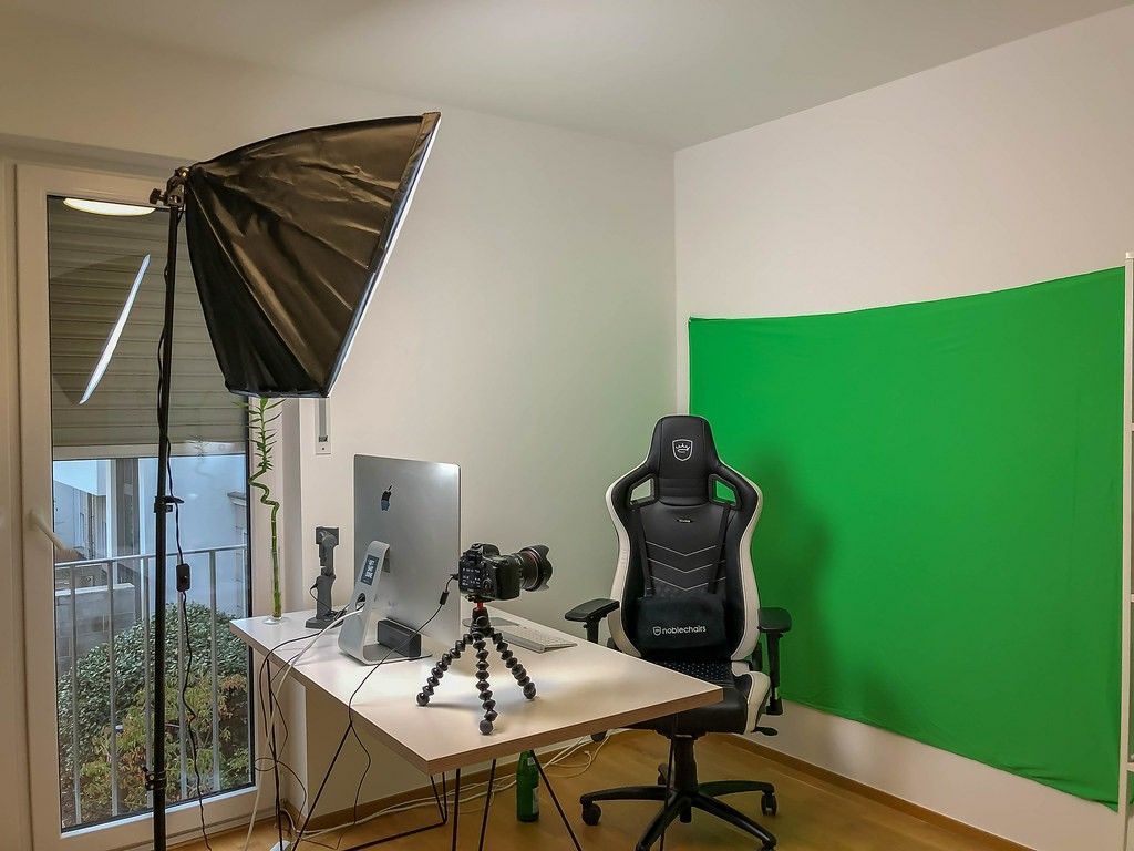 Youtube Studio With Green Wall Chroma Key Chroma Key Green Wall Greenscreen Youtube Studio With Green Wall Chroma Key Chroma Key Green Wall Greenscreen