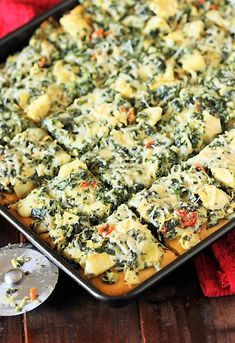 Spinach and Artichoke Dip Party Squares | The Kitchen is My Playground Best Appetizer Recipes, Party Food Appetizers, Yummy Appetizers, Party Dips, Holiday Appetizers, Spinach Squares Recipe, Finger Sandwich, Artichoke Dip, Artichoke Spinach