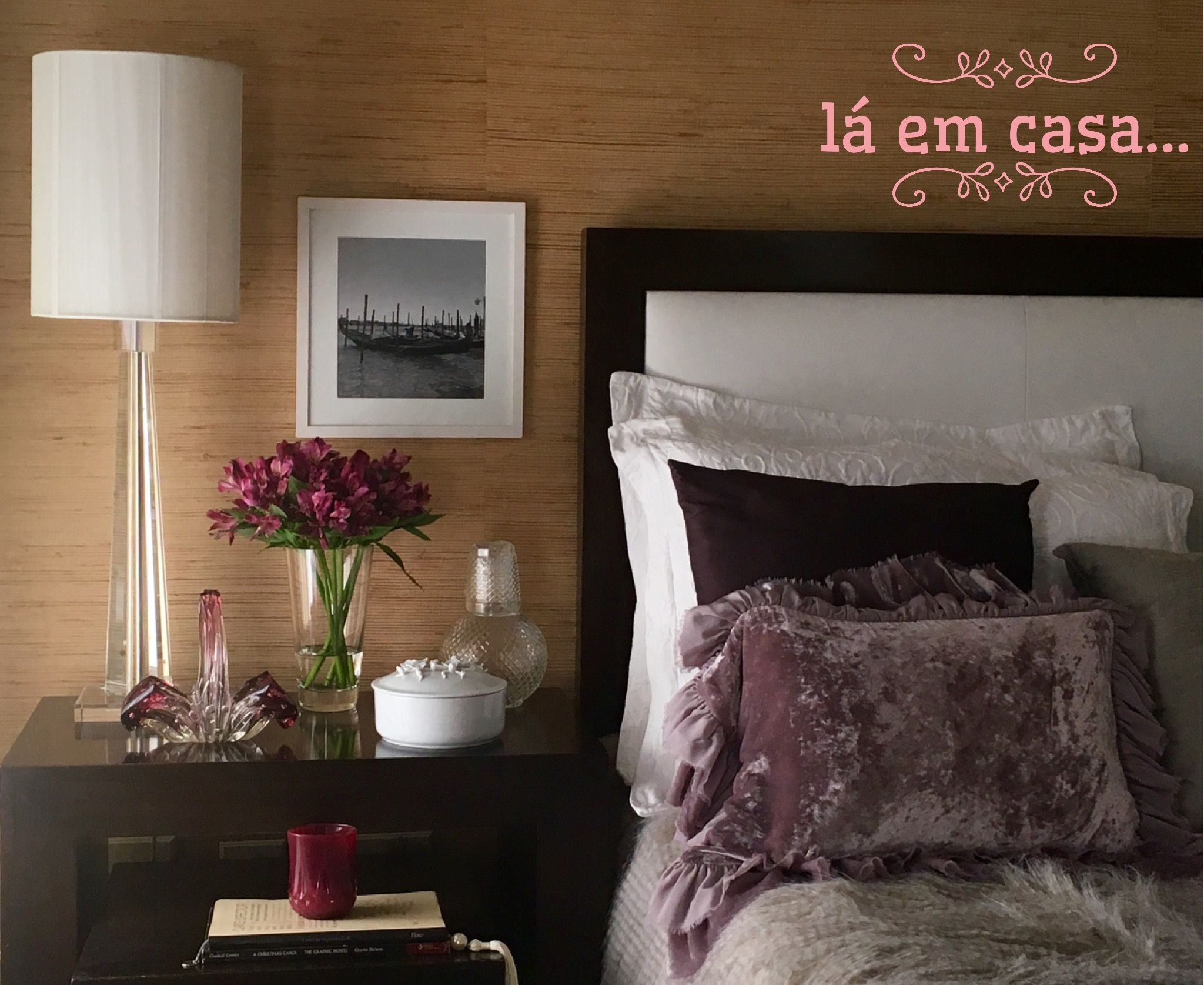Quarto Com Decora O De Cores Neutras Papel De Parede Com Textura ~ Customizando O Quarto E Cor De Parede De Quarto Quarto Com Decora O De Cores Neutras Papel De Parede Com Textura ~ Customizando O Quarto E Cor De Parede De Quarto