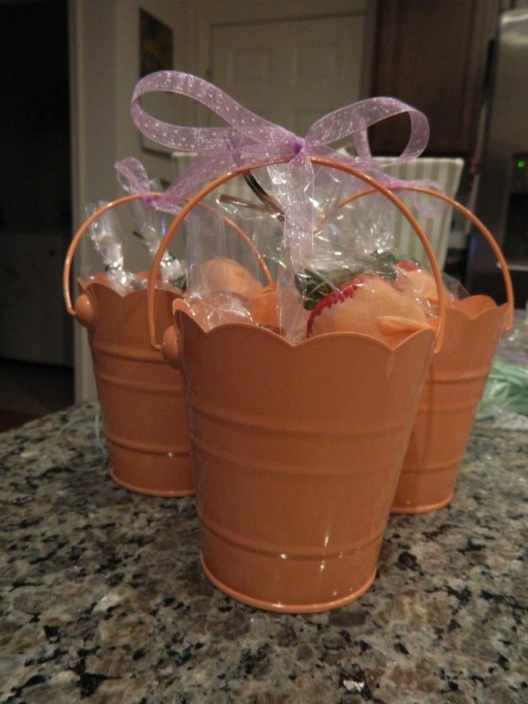 diy easter hostess gift with strawberry “carrots” (With images