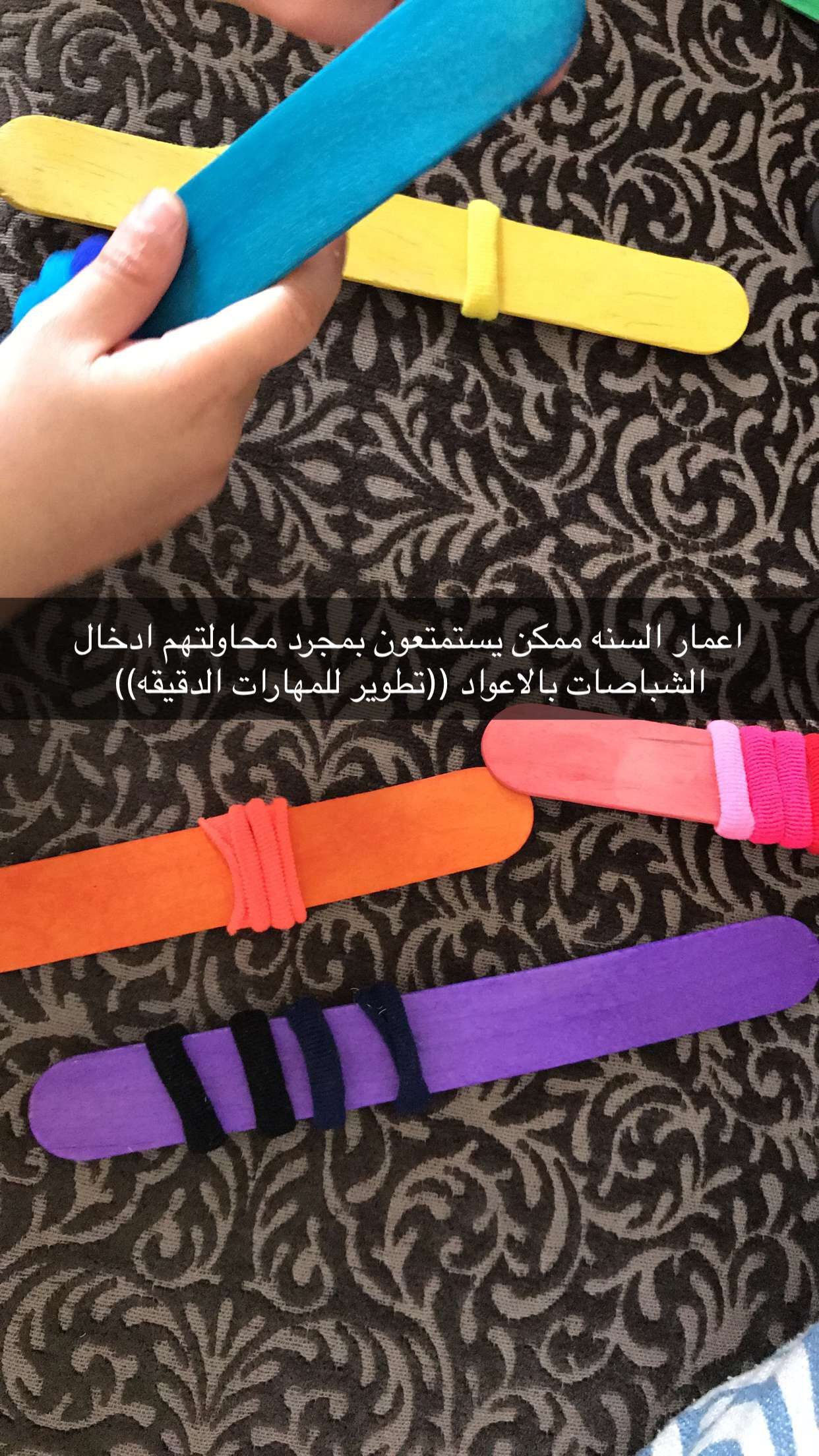 simple matching activity نشاط تطابق بسيط للالوان سيساعده هذا التمرين ايضا على تقويه مهاراته ال childrens education preschool activities activities for kids