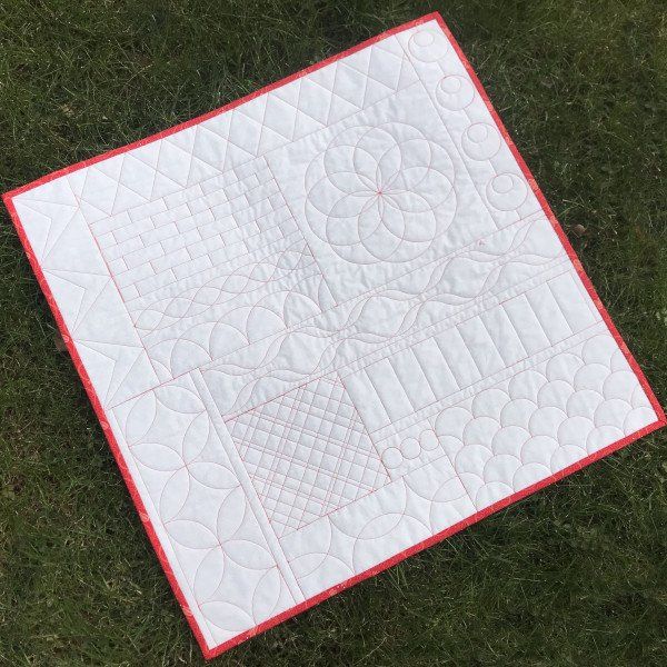 Learn all about using Rulerwork with your domestic BERNINA sewing machine and Adjustable rulerwork foot #72 in this BERNINA Rulerwork Quilt-along! Quilting Techniques, Quilting Tutorials, Quilting Projects, Sewing Projects, Quilting Ideas, Sewing Ideas, Modern Quilting, Free Motion Quilt Designs, Free Motion Quilting