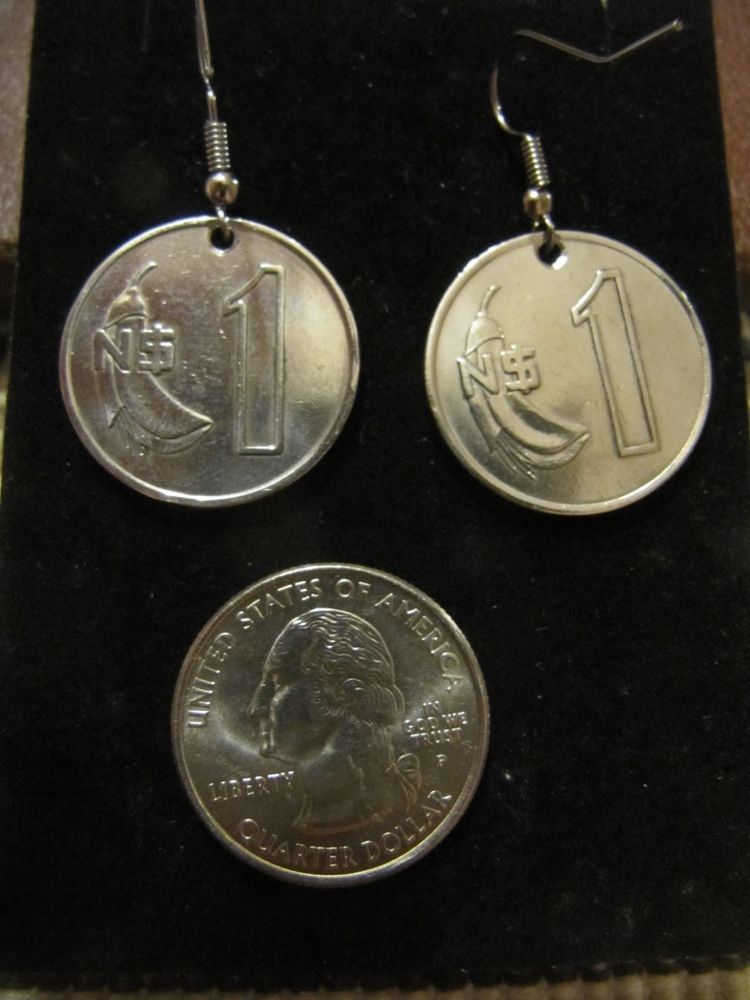 original handmade 1980 uruguay 1 nuevo peso coin earrings original handmade 1980 uruguay 1 nuevo peso coin earrings