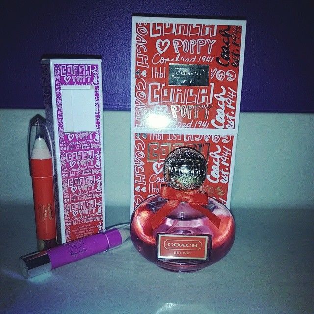 My Perfume It s The Best Smelling Spray Everrrrr my-perfume-it-s-the-best-smelling-spray-everrrrr