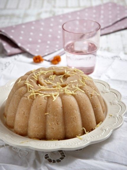 Χαλβάς καρύδα με λεμόνι - www.olivemagazine.gr Non Chocolate Desserts, Egg Free Desserts, Kinds Of Desserts, Fruity Desserts, Vegan Desserts, Dessert Recipes, Gf Recipes, Greek Recipes, Cooking Recipes